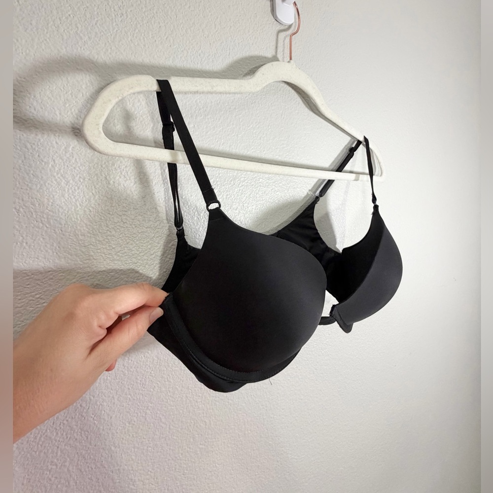 Victoria's Secret Bra Classic Black Bra Push Up Nylon Clasp Back Women 34C - Picture 2 of 5